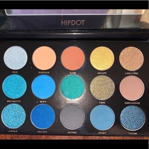 Hipdot Cenote eyeshadow pallet